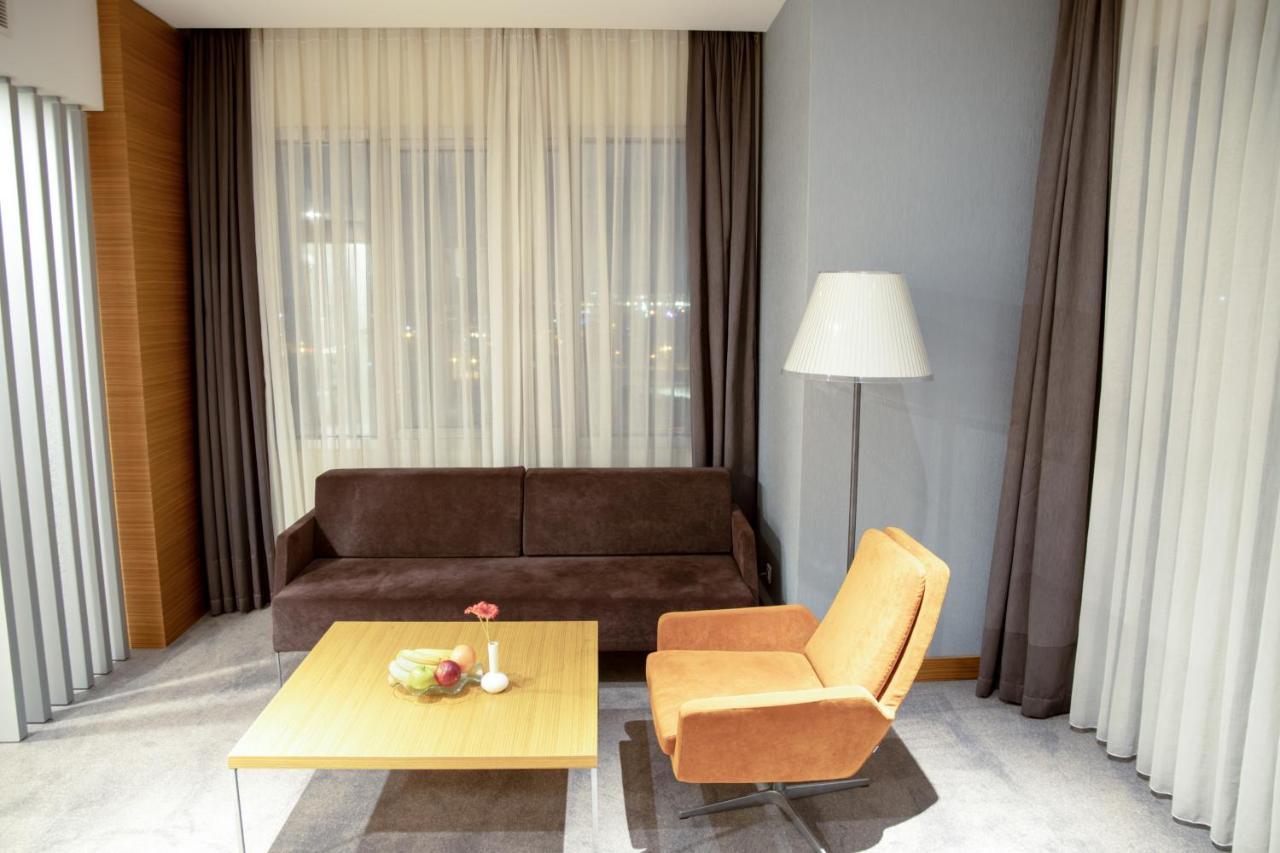 Ramada Plaza By Wyndham Istanbul Asia Airport Kocaeli Buitenkant foto