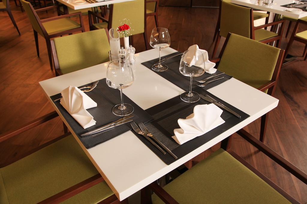 Ramada Plaza By Wyndham Istanbul Asia Airport Kocaeli Buitenkant foto